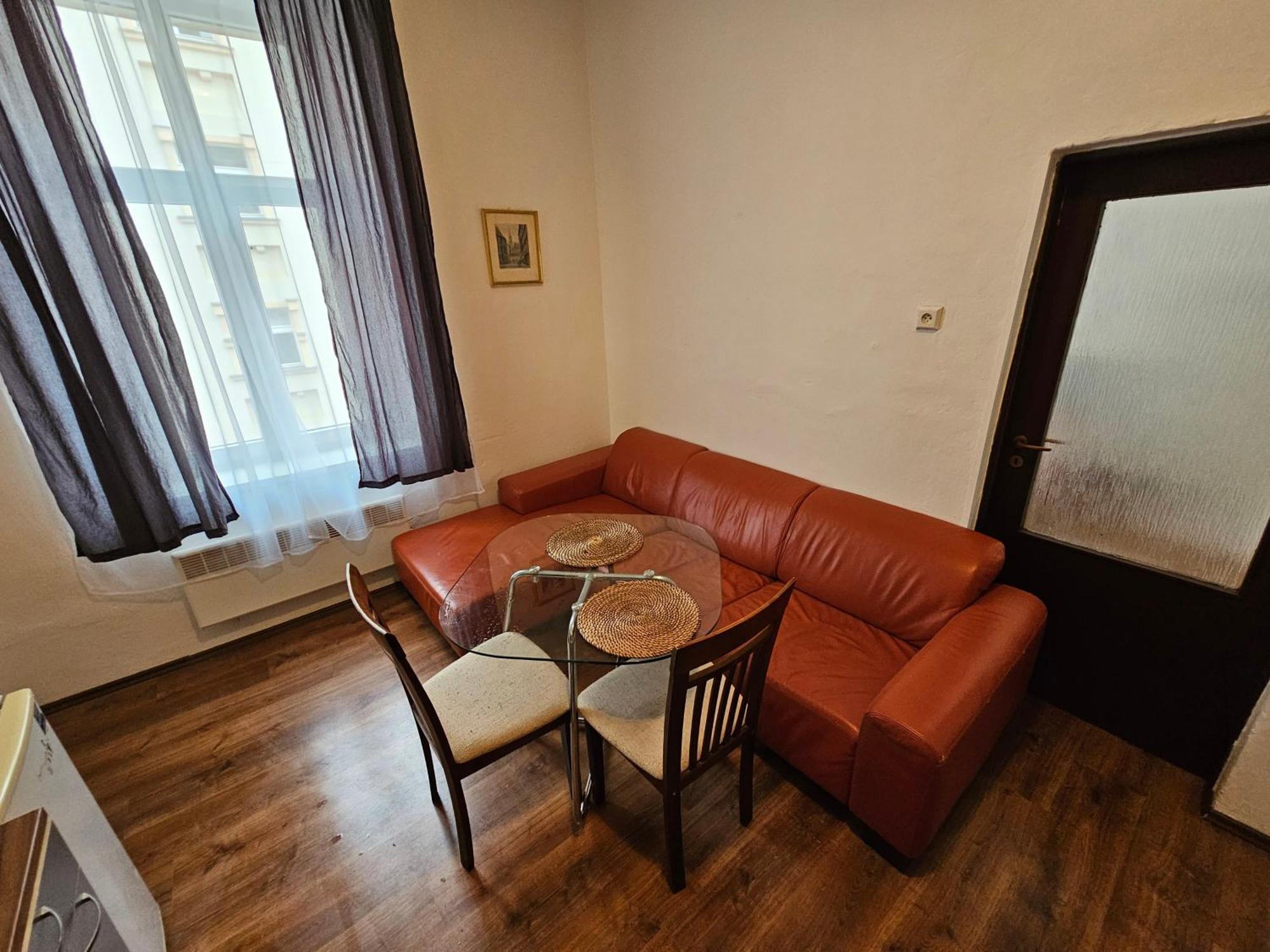 Apartments Zizkov 2C Praha Bagian luar foto